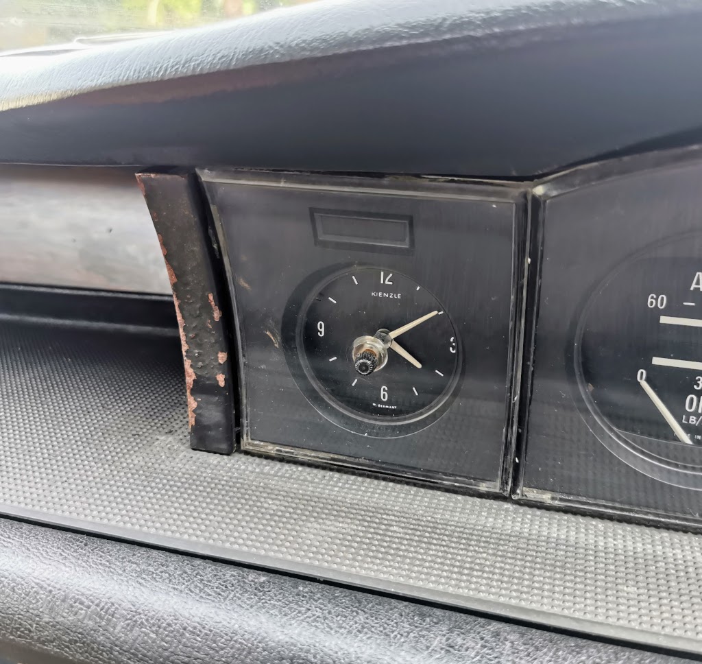 Rust visible on the end panels of the instrument panel