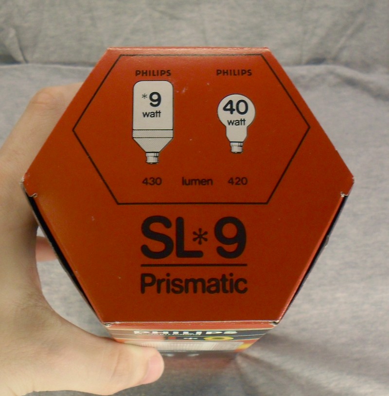 Philips SL*9 Prismatic Compact Fluorescent Lamp - Detail of top of lamp packaging
