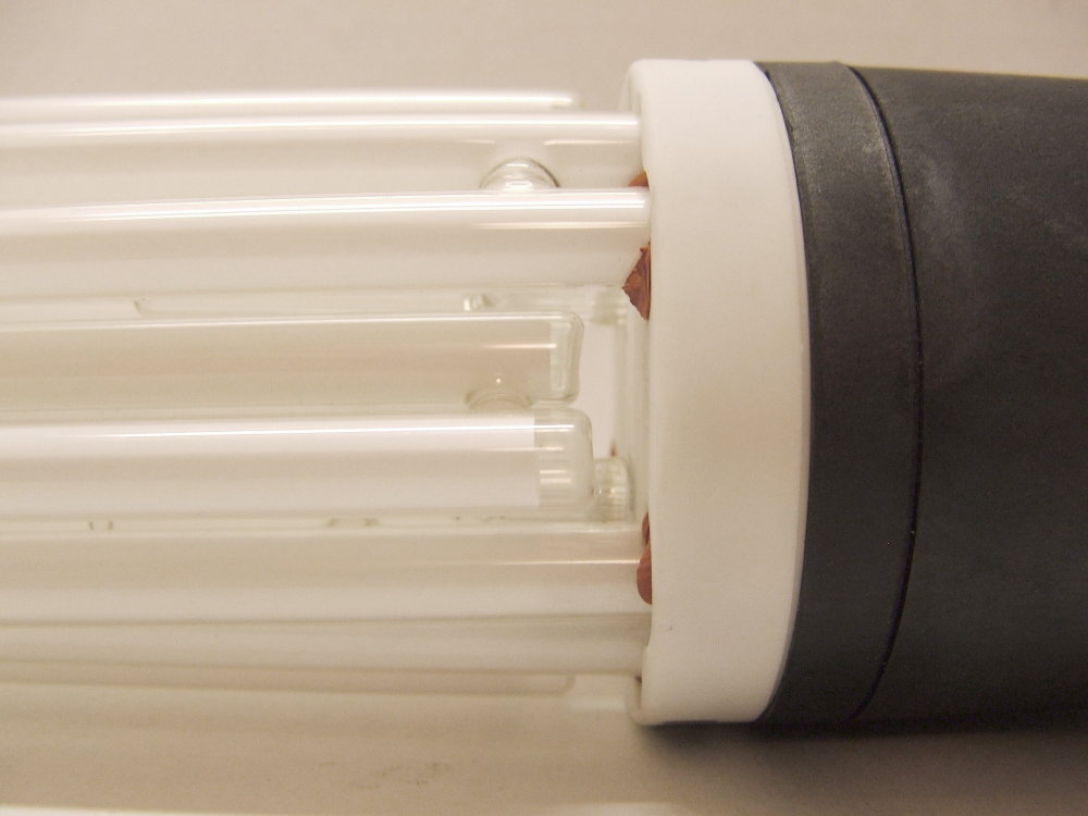 Megaman Clusterlite HC01060i 60W E27 3000K Compact Fluorescent Lamp - Detail of arc tube interconnects