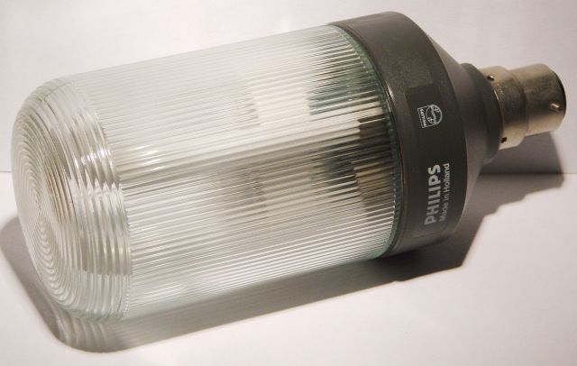 Philips SL*18 Prismatic Compact Fluorescent Lamp - General overview