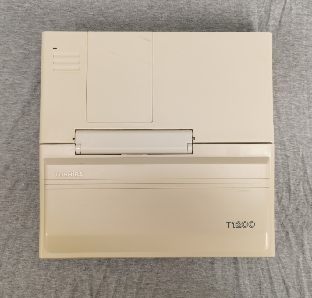 Overview of a Toshiba T1200 from directly above